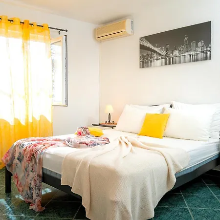 Apartment Lucic Hvar Town