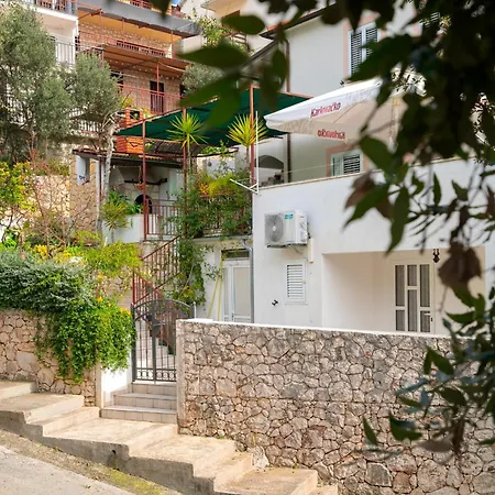 Lucic Apartment Hvar Town