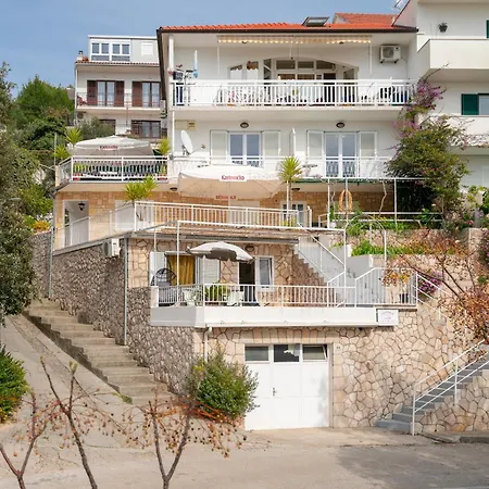 Apartment Lucic Hvar Town