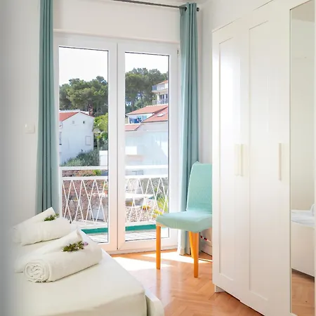 Apartment Lucic *